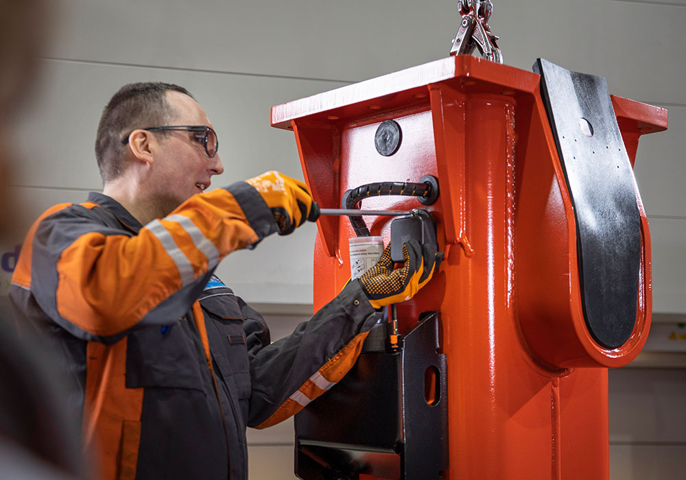 Rammer RD3 remote rockbreaker monitoring device installation