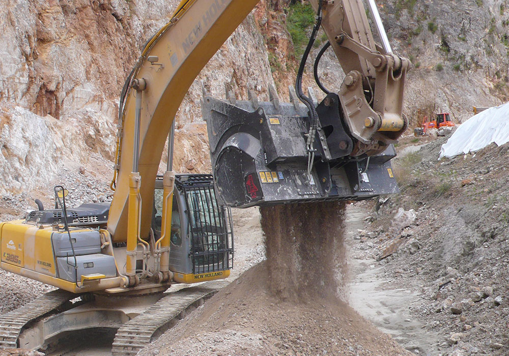 Simex Crusher Bucket CBE_quarry